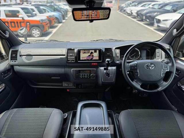 Toyota HIACE VAN 2025-09 8338238-1