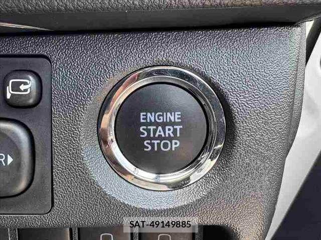 Toyota HIACE VAN 2025-09 8338238-24