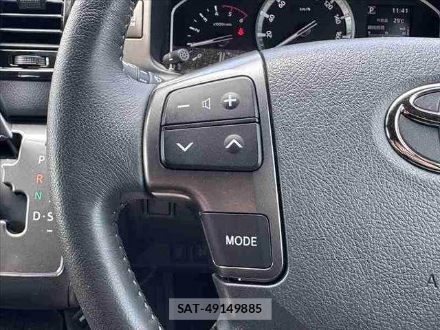 Toyota HIACE VAN 2025-09 8338238-26