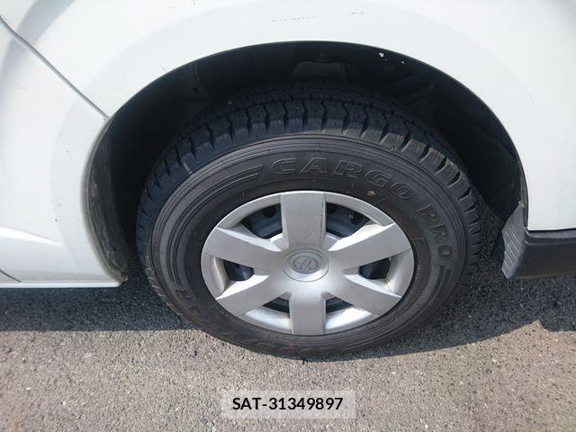 Toyota HIACE VAN 2020-06 8338252-18