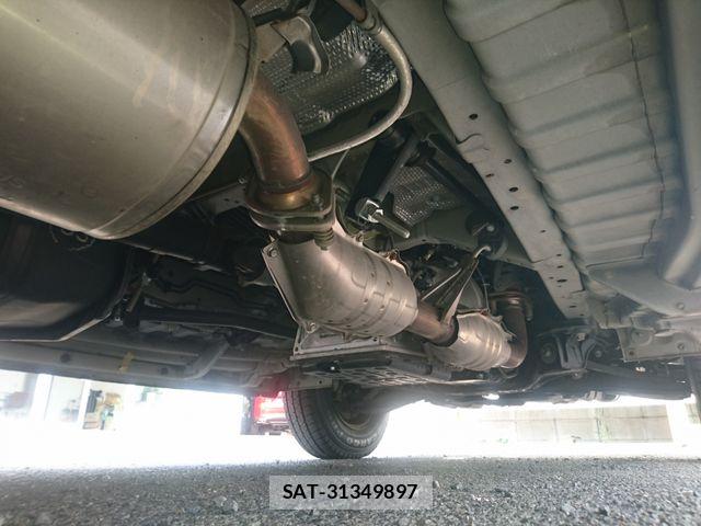 Toyota HIACE VAN 2020-06 8338252-21