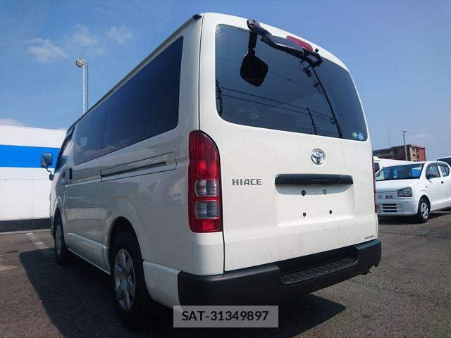Toyota HIACE VAN 2020-06 8338252-2