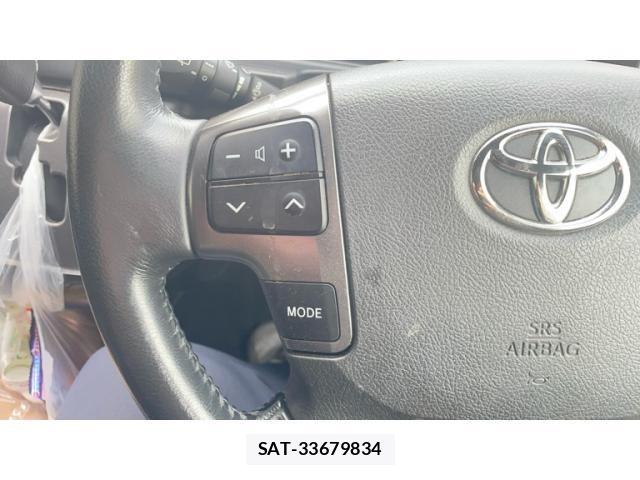 Toyota HIACE VAN 2022-06 8338242-10
