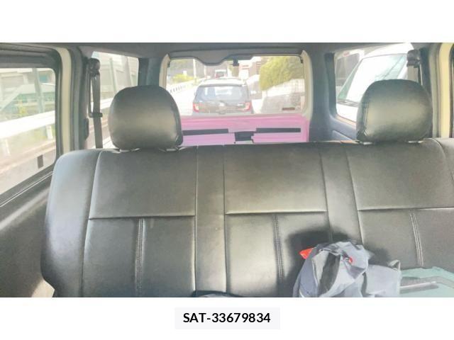 Toyota HIACE VAN 2022-06 8338242-18