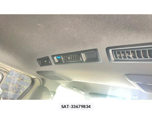 Toyota HIACE VAN 2022-06 8338242-20