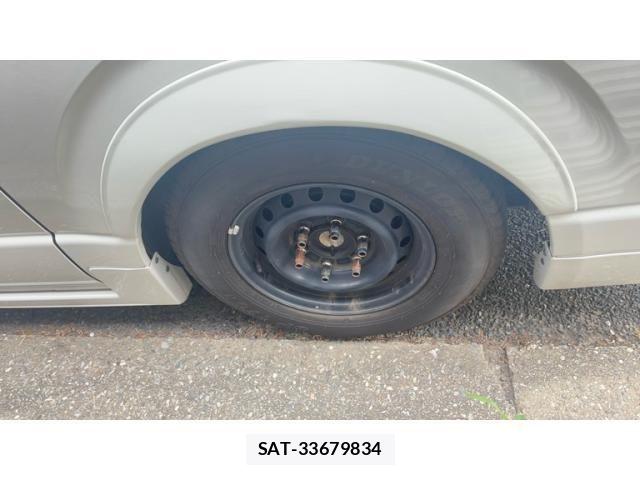 Toyota HIACE VAN 2022-06 8338242-3