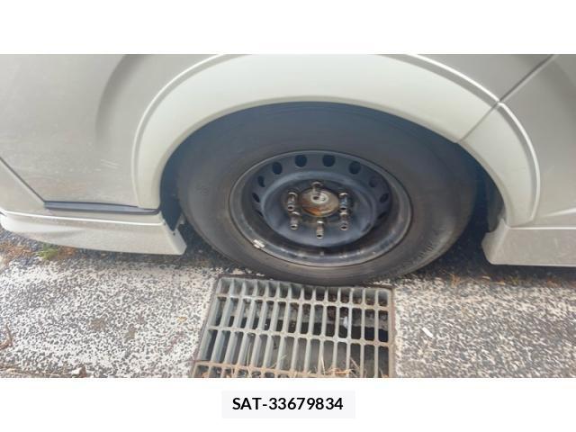 Toyota HIACE VAN 2022-06 8338242-4