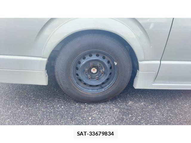 Toyota HIACE VAN 2022-06 8338242-6