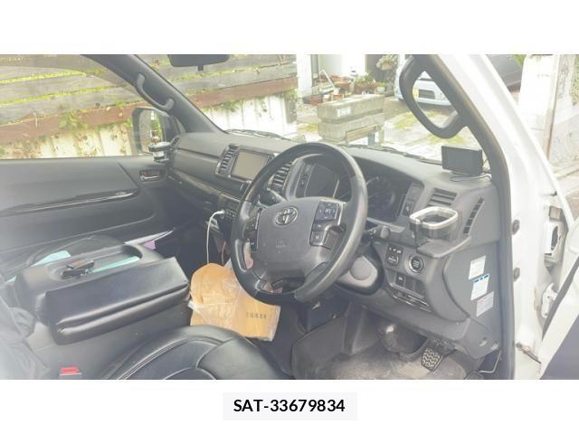 Toyota HIACE VAN 2022-06 8338242-7