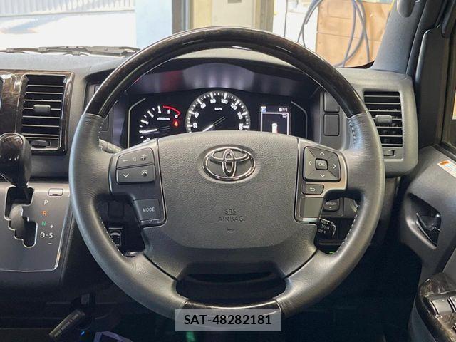 Toyota HIACE VAN 2023-02 8338236-10