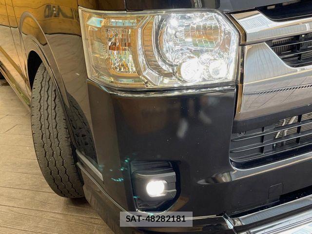 Toyota HIACE VAN 2023-02 8338236-11