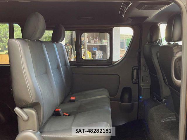 Toyota HIACE VAN 2023-02 8338236-7