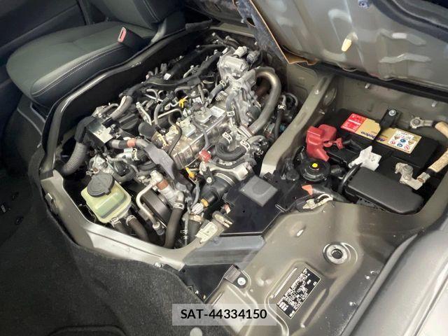 Toyota HIACE VAN 2021-06 8338243-18