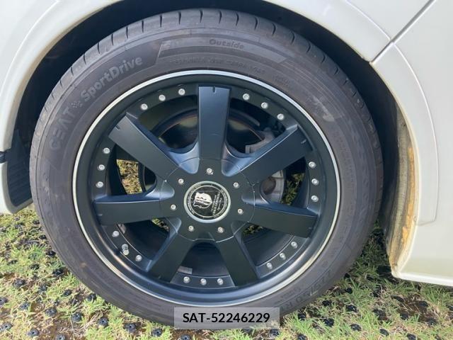 Toyota HIACE VAN 2017-12 8338250-9