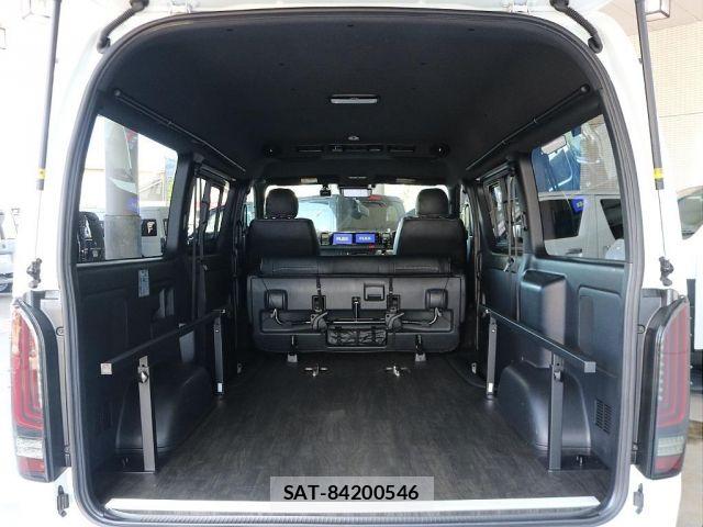 Toyota HIACE VAN 2021-01 8355796-14