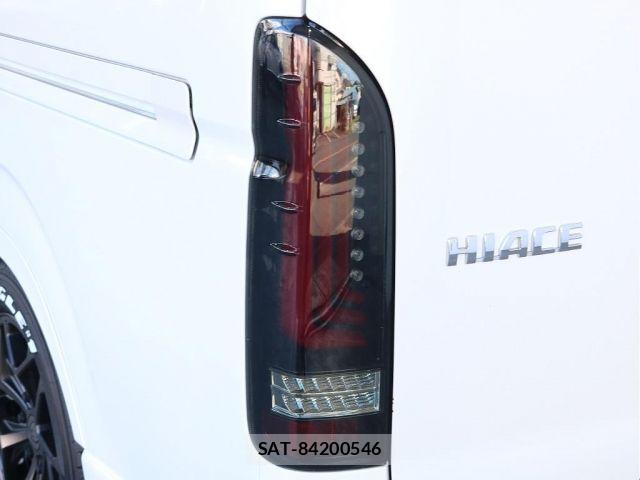 Toyota HIACE VAN 2021-01 8355796-16