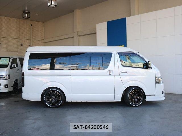 Toyota HIACE VAN 2021-01 8355796-17