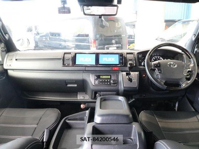 Toyota HIACE VAN 2021-01 8355796-3