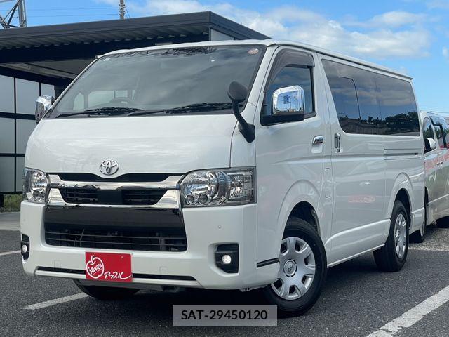 Toyota HIACE VAN 2022-08 8355800-0