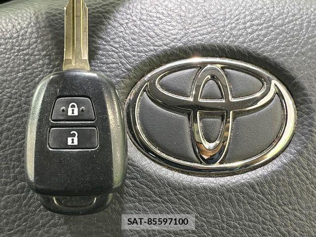 Toyota HIACE VAN 2012-05 8355803-5