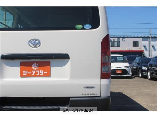 Toyota HIACE VAN 2019-01 8355799-21