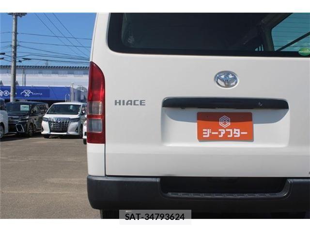 Toyota HIACE VAN 2019-01 8355799-23