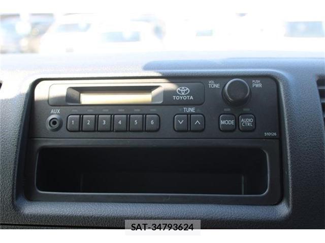 Toyota HIACE VAN 2019-01 8355799-3