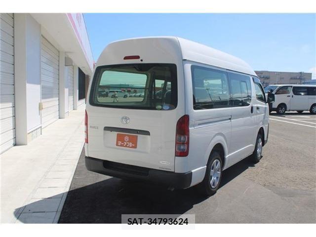 Toyota HIACE VAN 2019-01 8355799-8