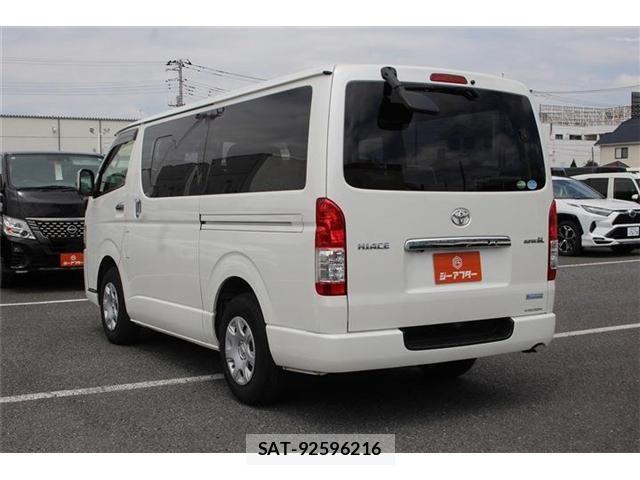 Toyota HIACE VAN 2020-07 8355798-13