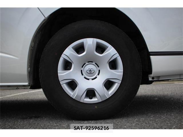 Toyota HIACE VAN 2020-07 8355798-17