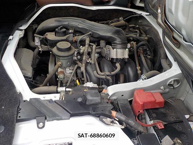 Toyota HIACE VAN 2017-03 8355802-23
