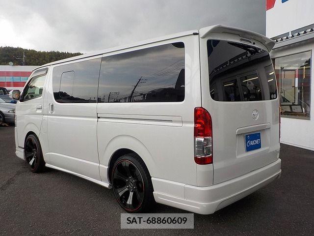 Toyota HIACE VAN 2017-03 8355802-2