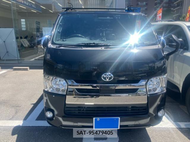 Toyota HIACE VAN 2019-08 8355801-1