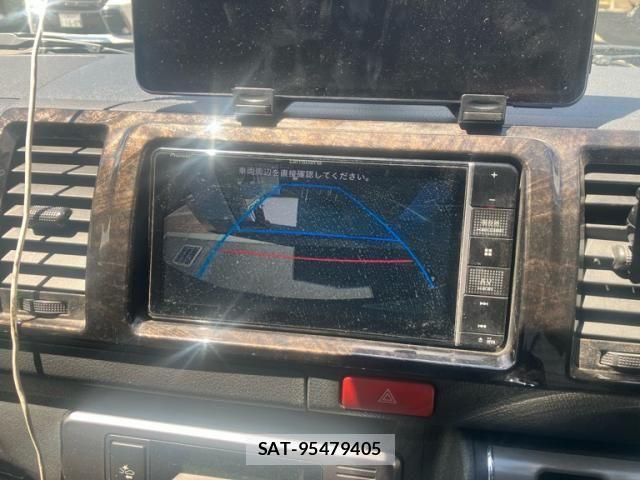 Toyota HIACE VAN 2019-08 8355801-20