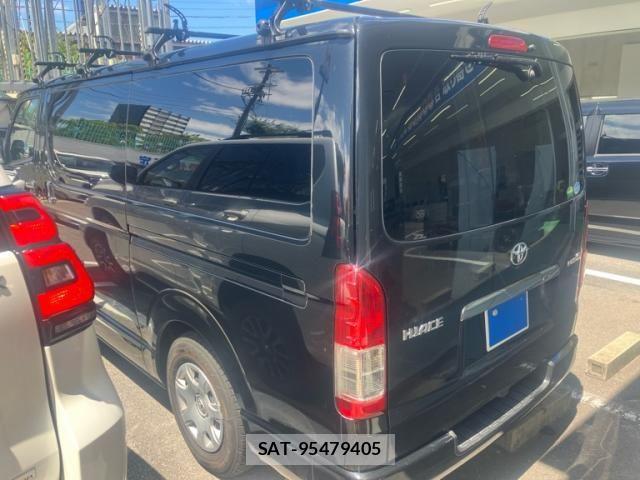 Toyota HIACE VAN 2019-08 8355801-4
