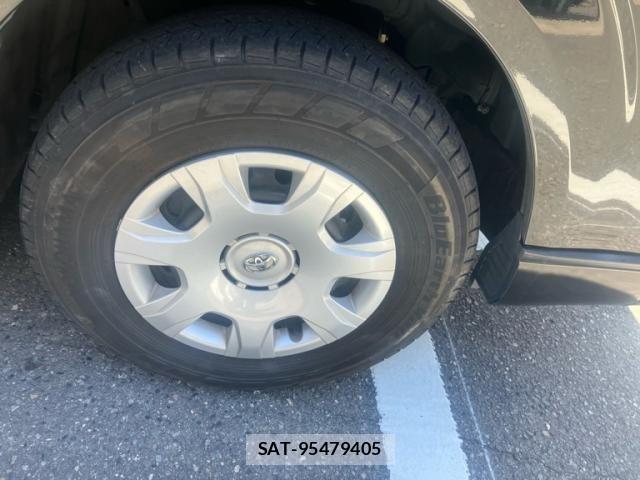 Toyota HIACE VAN 2019-08 8355801-6