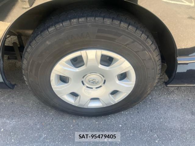 Toyota HIACE VAN 2019-08 8355801-7