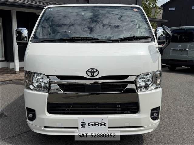 Toyota HIACE VAN 2023-09 8369453-1
