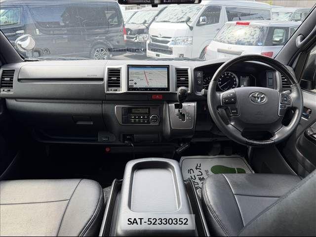 Toyota HIACE VAN 2023-09 8369453-3