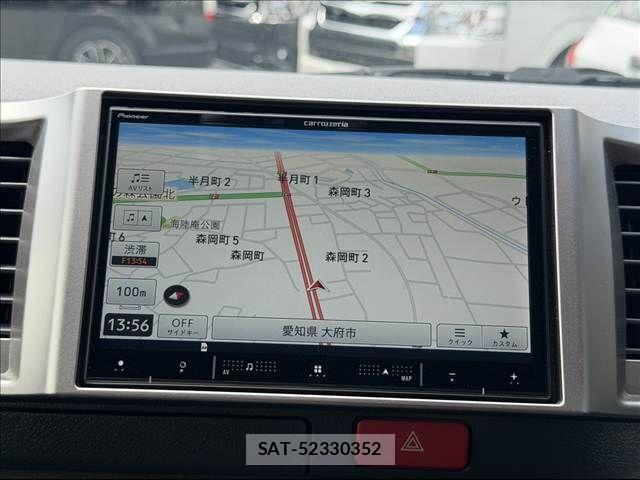 Toyota HIACE VAN 2023-09 8369453-4