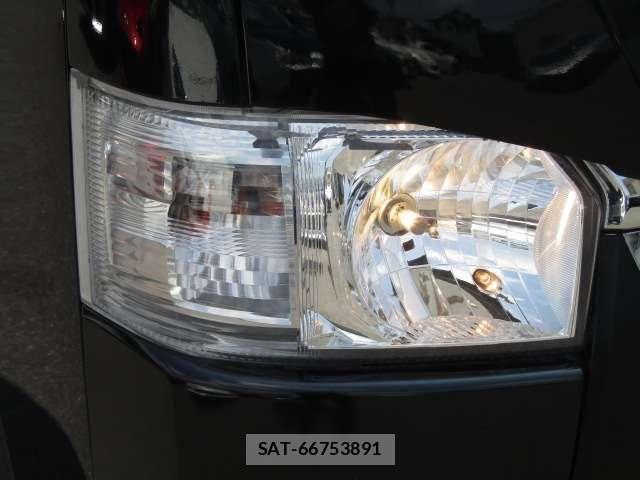 Toyota HIACE VAN 2021-04 8369464-27