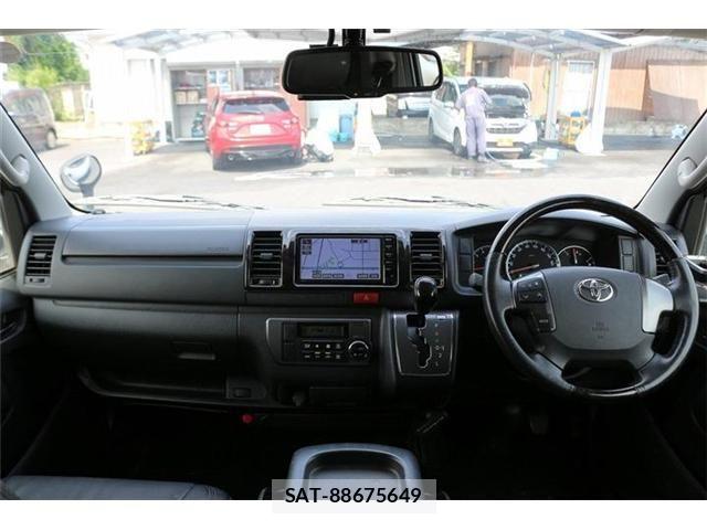 Toyota HIACE VAN 2017-01 8369465-16