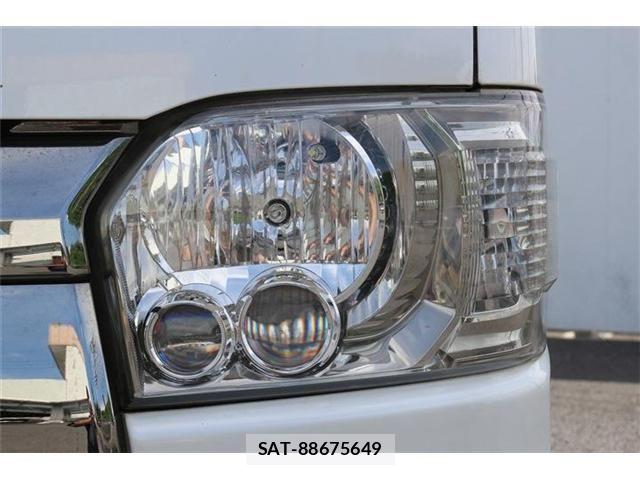 Toyota HIACE VAN 2017-01 8369465-24