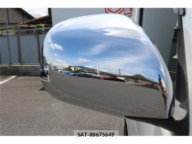 Toyota HIACE VAN 2017-01 8369465-27