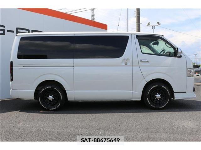 Toyota HIACE VAN 2017-01 8369465-8