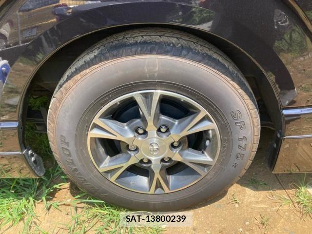 Toyota HIACE VAN 2023-07 8369454-10
