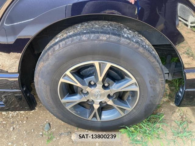 Toyota HIACE VAN 2023-07 8369454-5