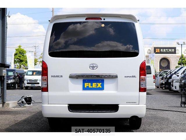 Toyota HIACE VAN 2018-01 8369458-11