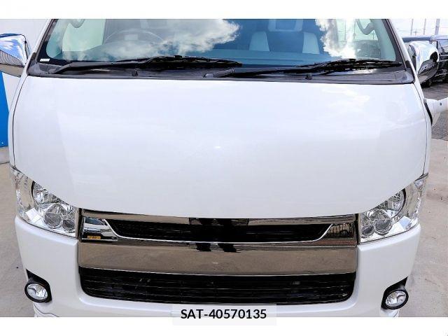 Toyota HIACE VAN 2018-01 8369458-12