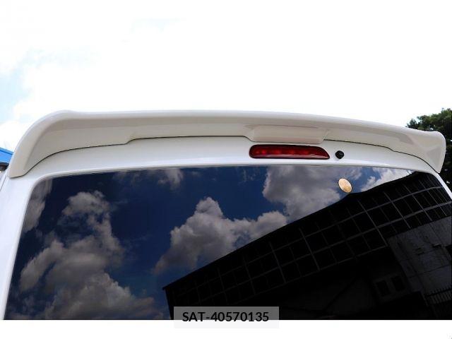 Toyota HIACE VAN 2018-01 8369458-15